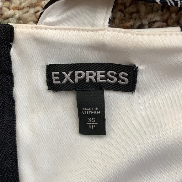 Express crop top - Picture 3 of 4